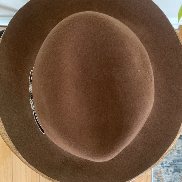 BCBG Generation Wool hat Sz Small - Picture 5 of 6